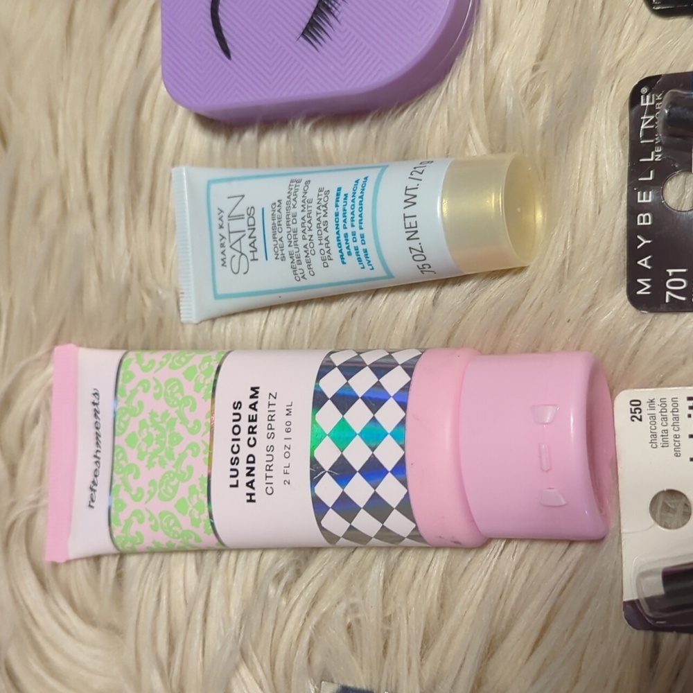 Makeup lot - Picture 4 of 7